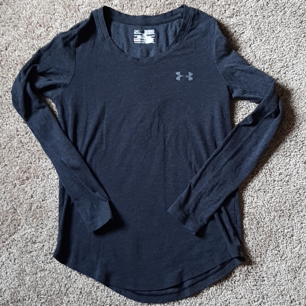 Dark gray Under Armour long sleeve shirt Size XS